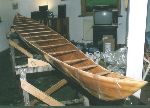 Fixating of the hull, while inside glassing sets.